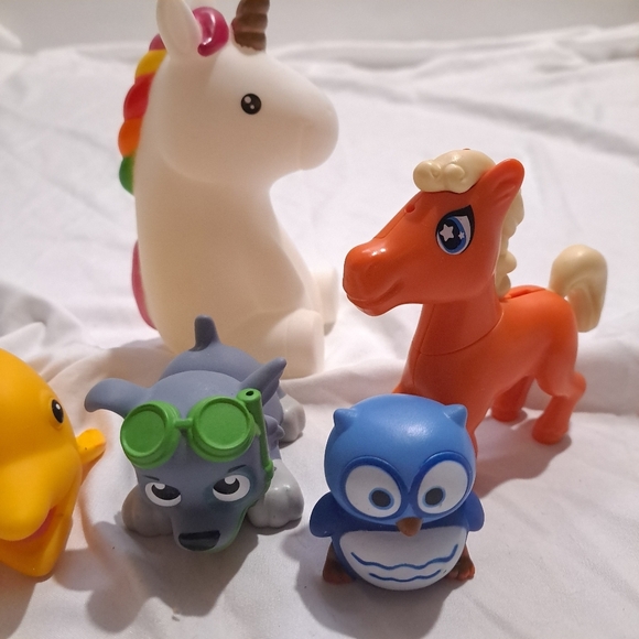 Kids assorted toy lot - Picture 2 of 6